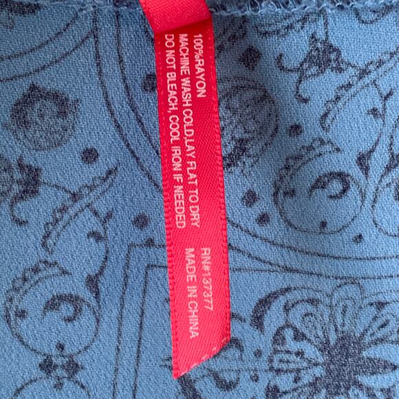 Ruby Ribbon Blue Floral Cardigan or Wrap Top Ruffle Sleeve Size Medium - Picture 9 of 13